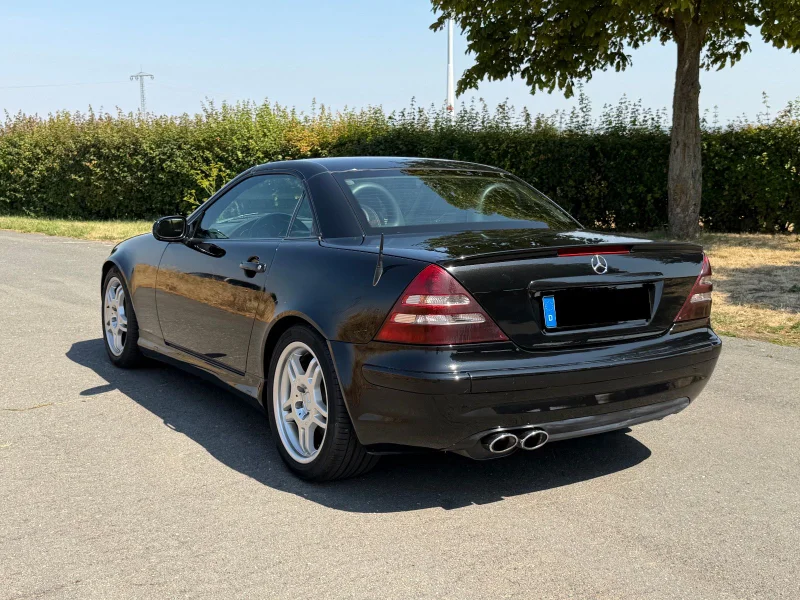Mercedes-Benz SLK 32 AMG – 2