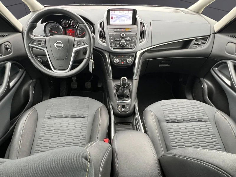 Opel Zafira – 14