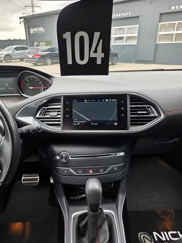 Peugeot 308 – 35