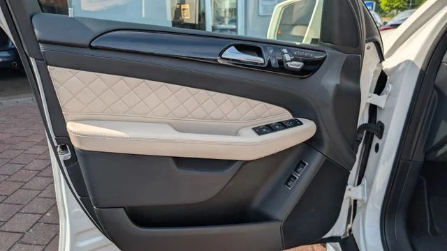 MERCEDES-BENZ GLS 450 – 14