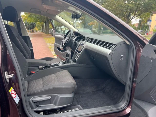 Volkswagen Passat Variant – 12