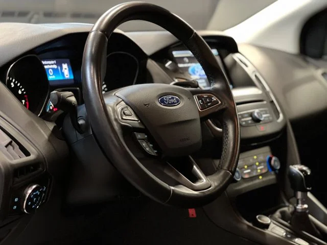 Ford Focus – 25