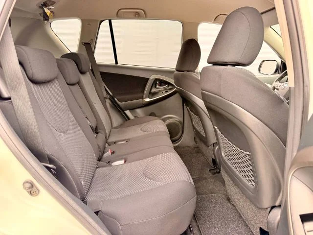 Toyota RAV 4 – 17
