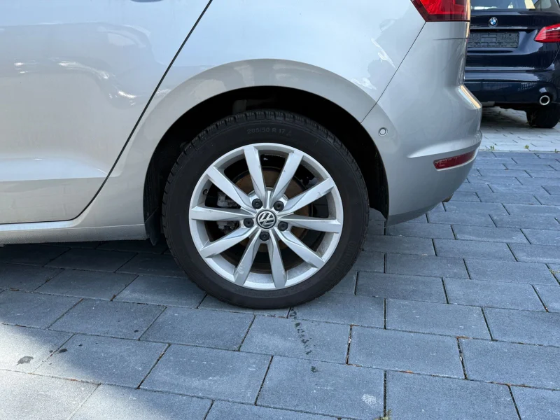 Volkswagen Golf Sportsvan – 10