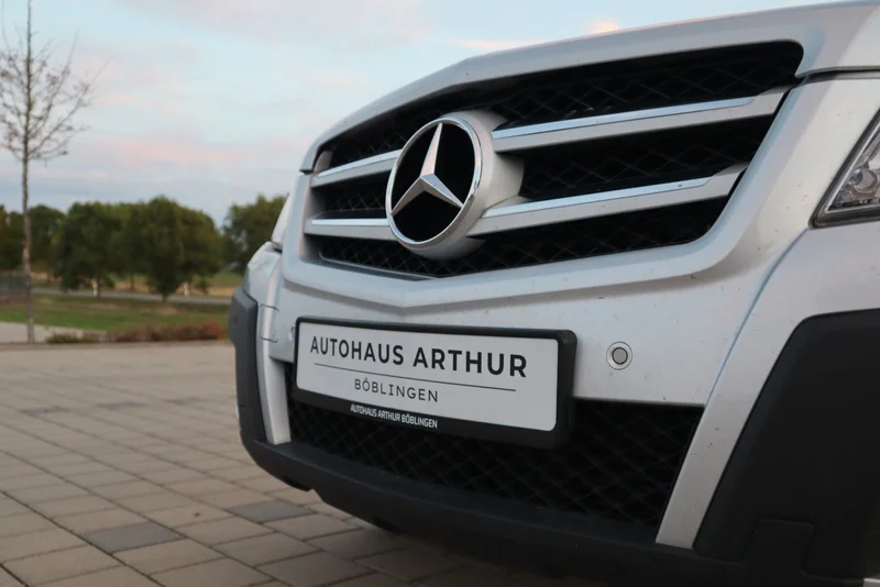 Mercedes-Benz GLK 320 – 2