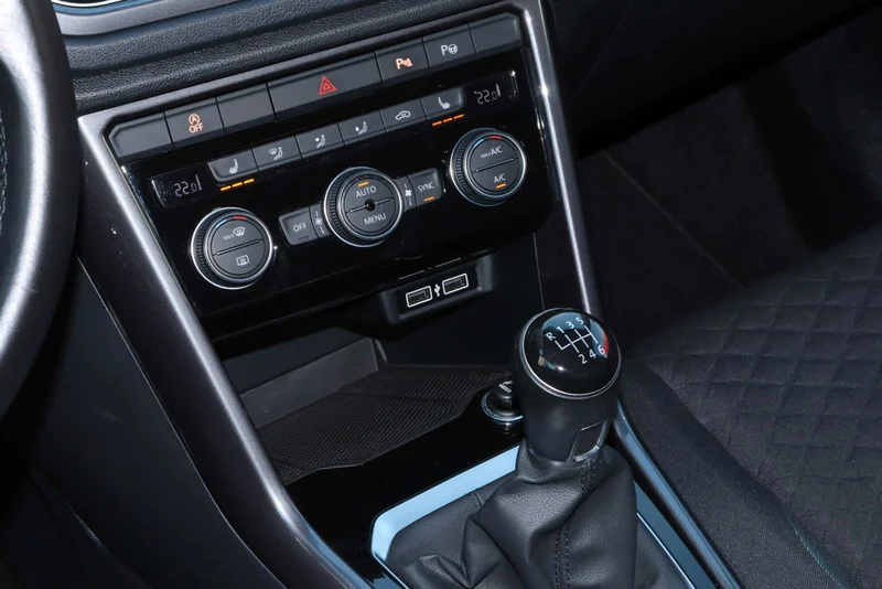 Volkswagen T-Roc – 21
