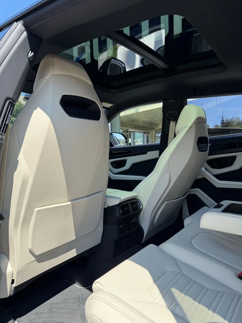 Lamborghini Urus – 40