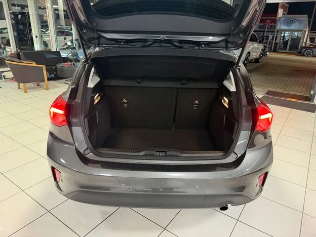 Ford Focus – 11