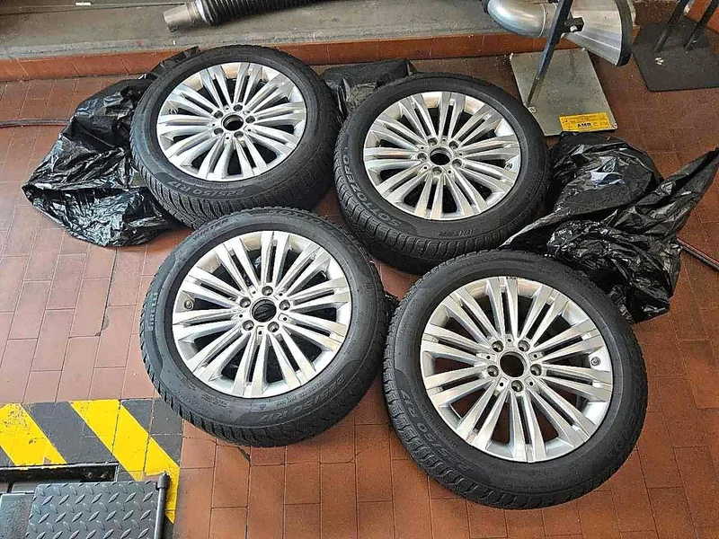 Mercedes-Benz C 200 – 10