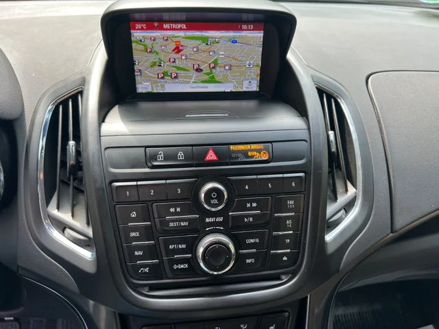 Opel Zafira – 11