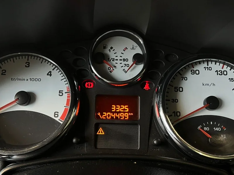 Peugeot 207 – 15