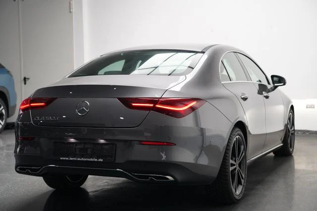 MERCEDES-BENZ CLA 180 – 5