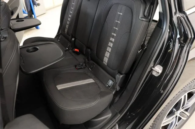 BMW 218 – 11