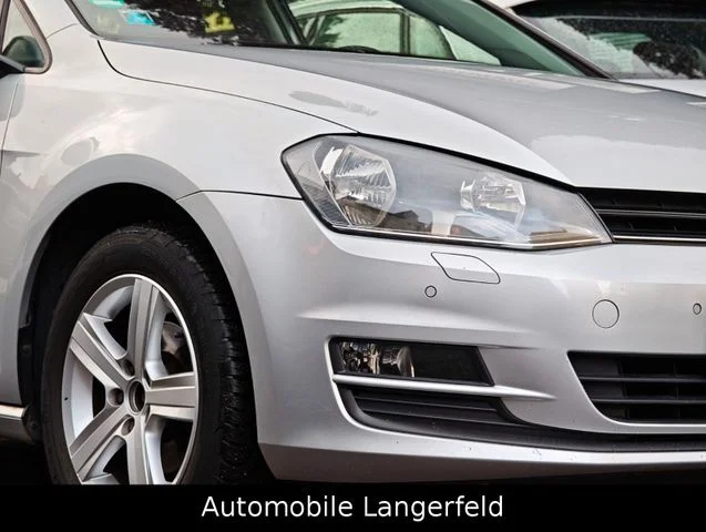 Volkswagen Golf – 13