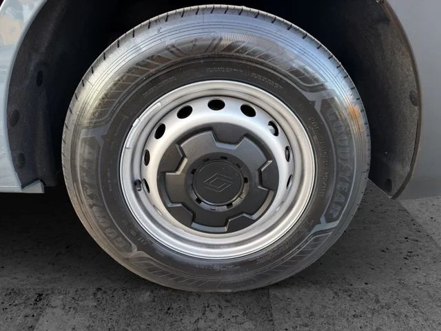 Renault Master Schaltwagen AHK 3,5 Aluminium Aufbau – 14