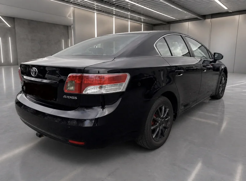 Toyota Avensis III (2009-) – 4