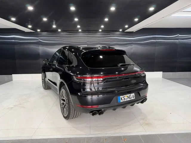 Porsche Macan – 3