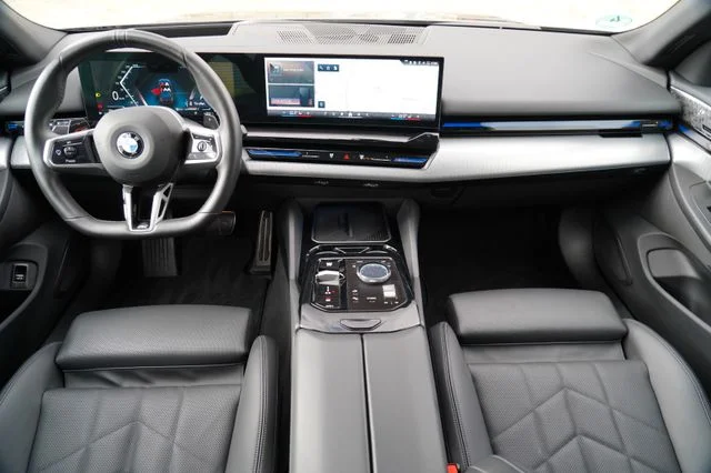 BMW 540 – 24