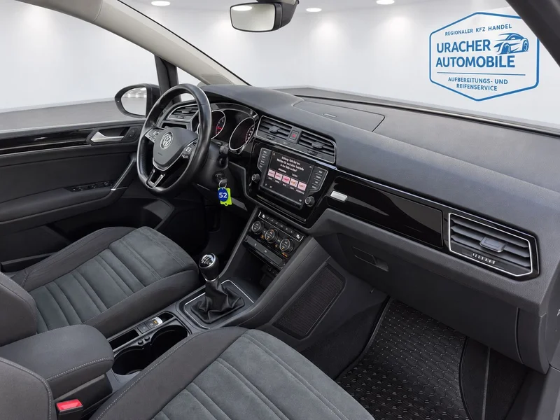 Volkswagen Touran – 18