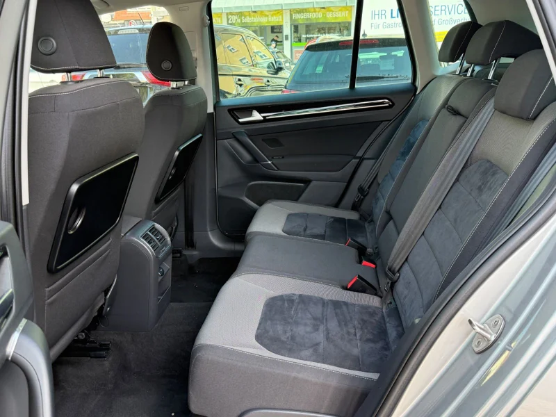 Volkswagen Golf Sportsvan – 12