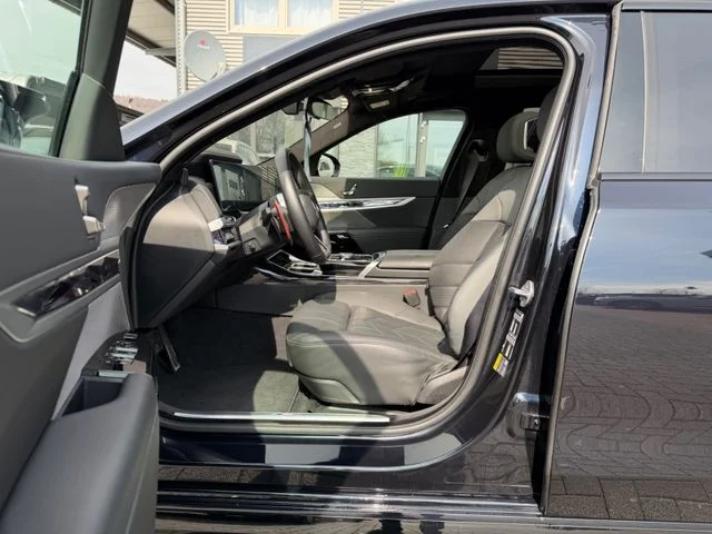 BMW M760 – 12