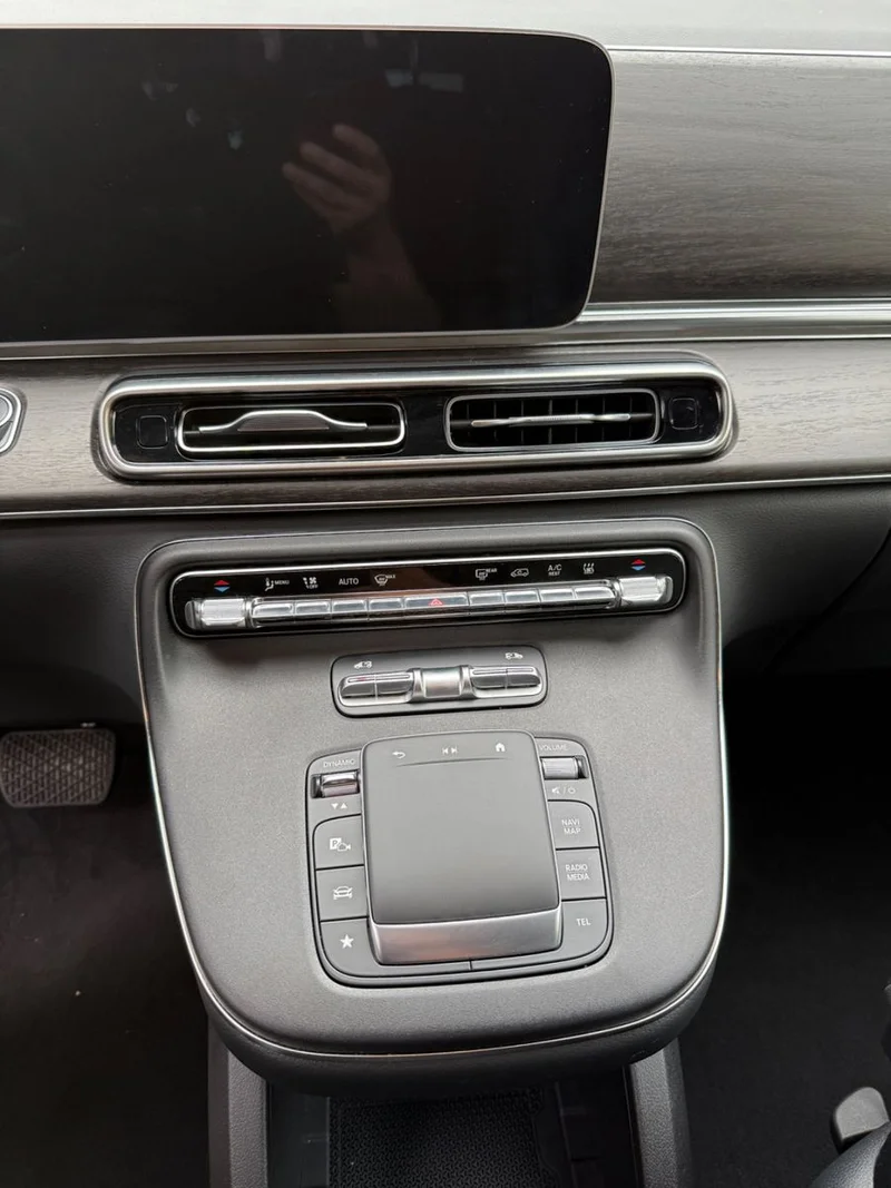 Mercedes-Benz V 300 – 15