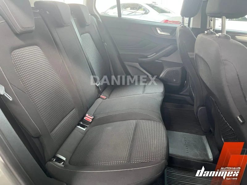 Ford Focus – 15