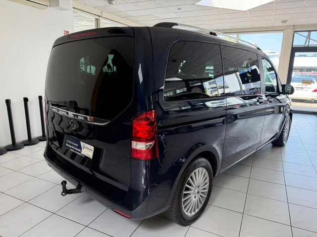 Mercedes-Benz V 220 – 5