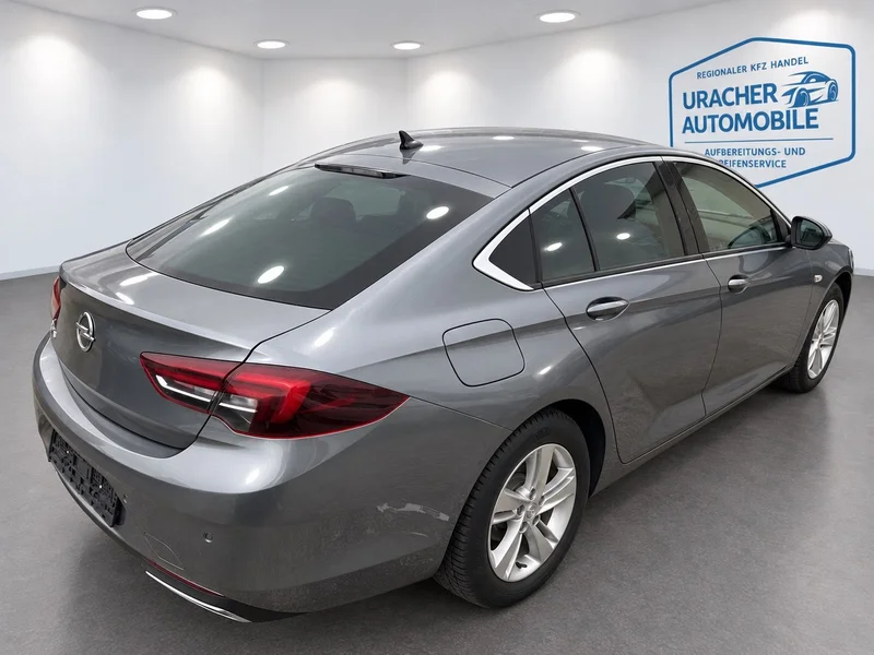Opel Insignia – 7