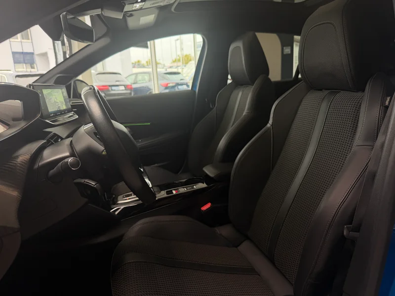 Peugeot 208 – 22