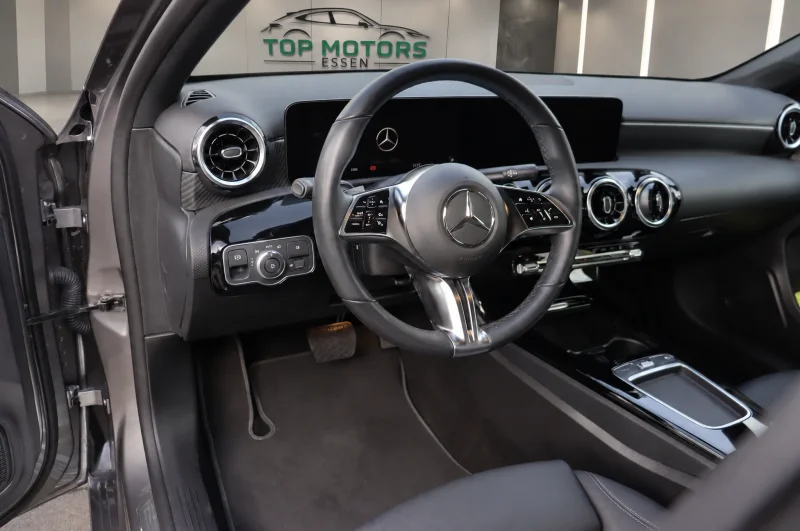 Mercedes-Benz A 250 – 11