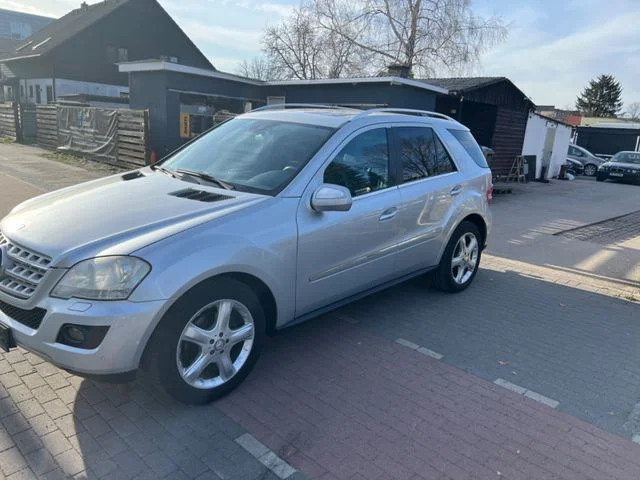 Mercedes-Benz ML 350