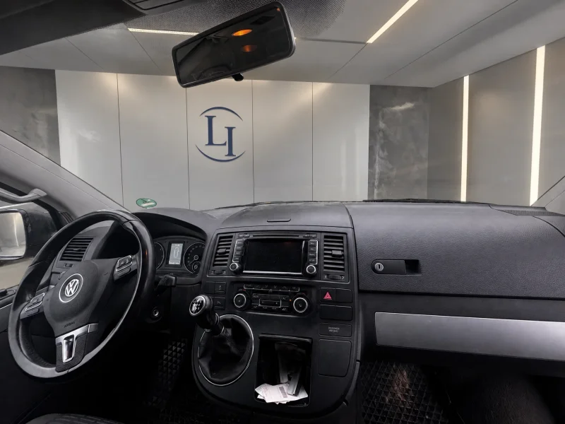 Volkswagen Multivan – 9