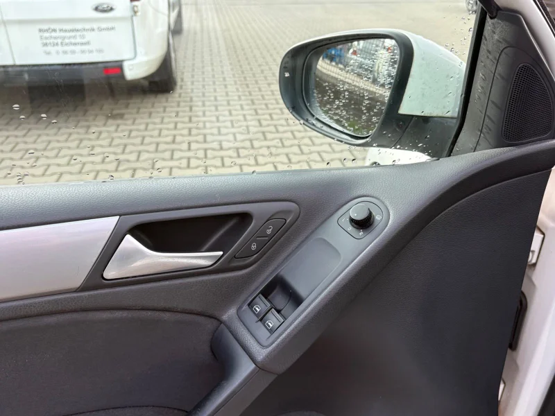 Volkswagen Golf – 8