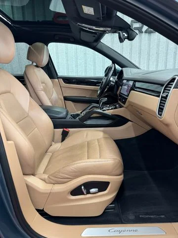Porsche Cayenne – 15