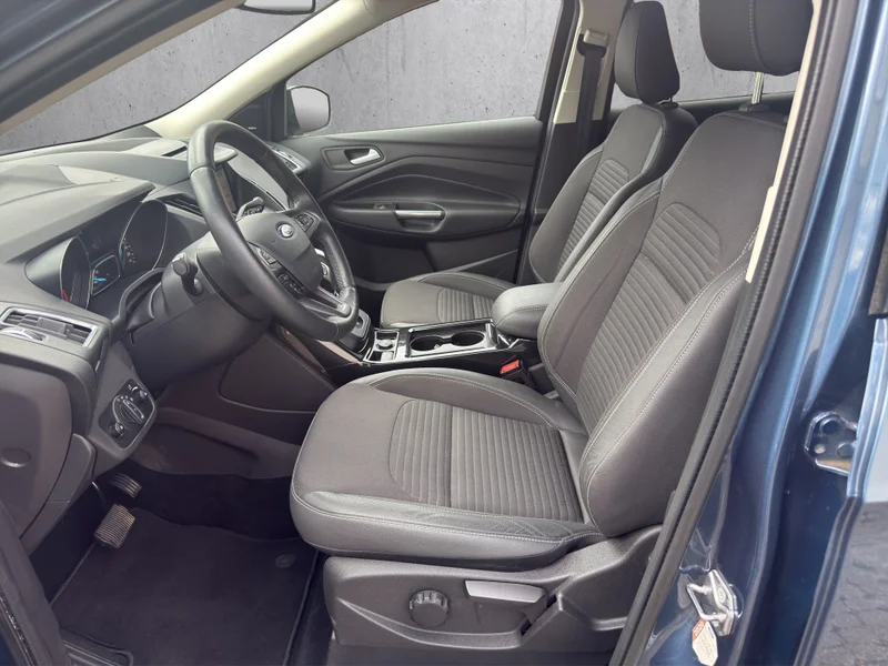 Ford Kuga – 9
