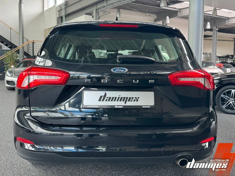 Ford Focus – 7