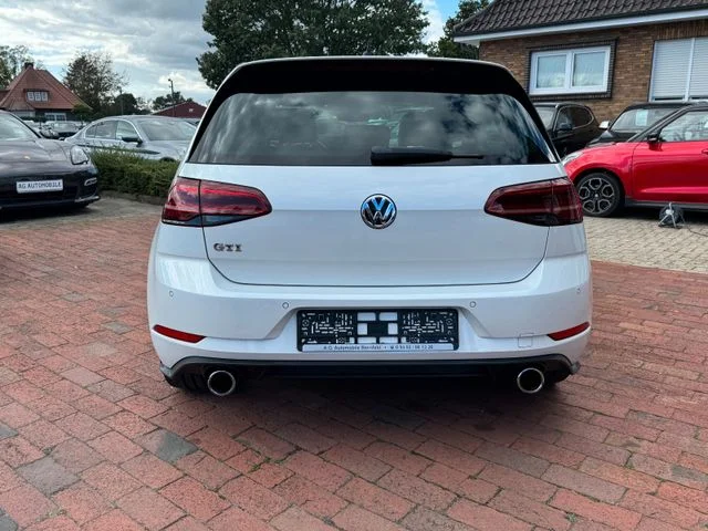 Volkswagen Golf – 4