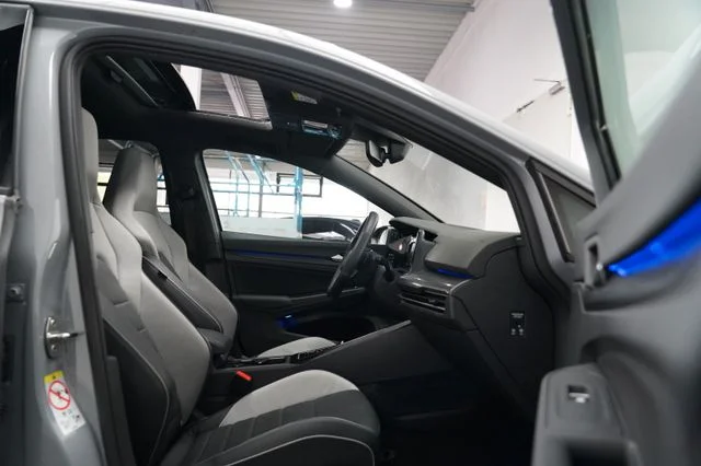 VW Golf – 40