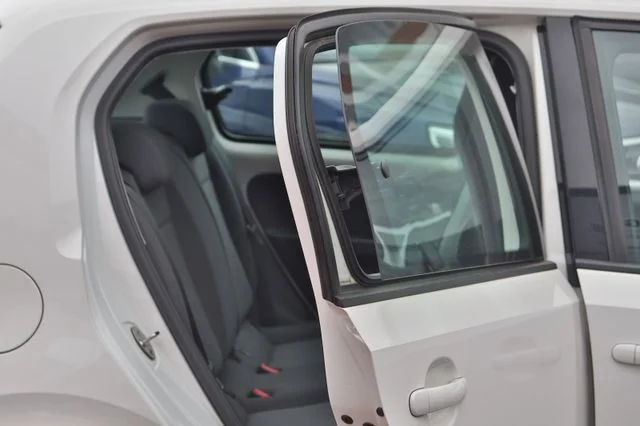 Volkswagen up – 10