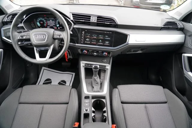 AUDI Q3 – 16