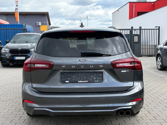 Ford Focus – 6