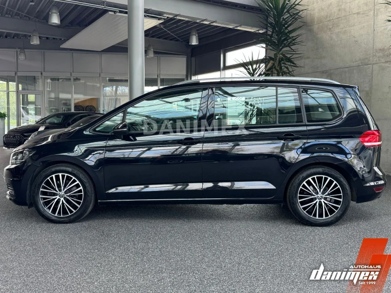 Volkswagen Touran – 7