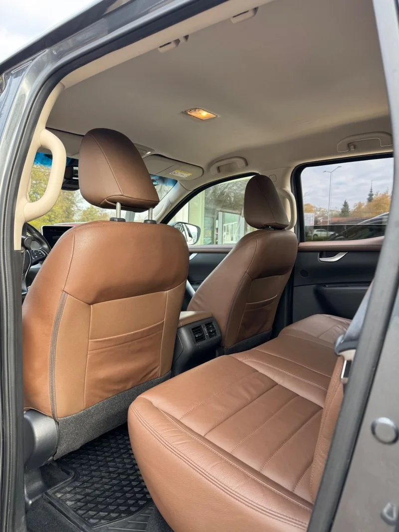 Mercedes-Benz X 350 – 14