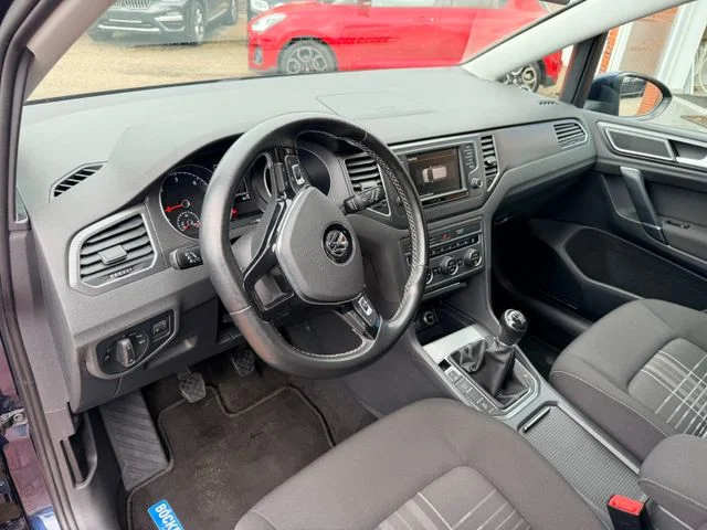 VW Golf Sportsvan – 19