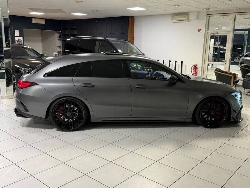 Mercedes-Benz CLA 45 AMG – 4