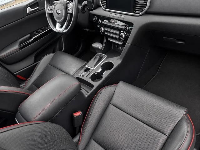 Kia Sportage – 8