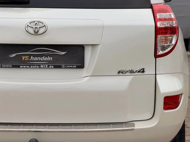 Toyota RAV 4 – 13