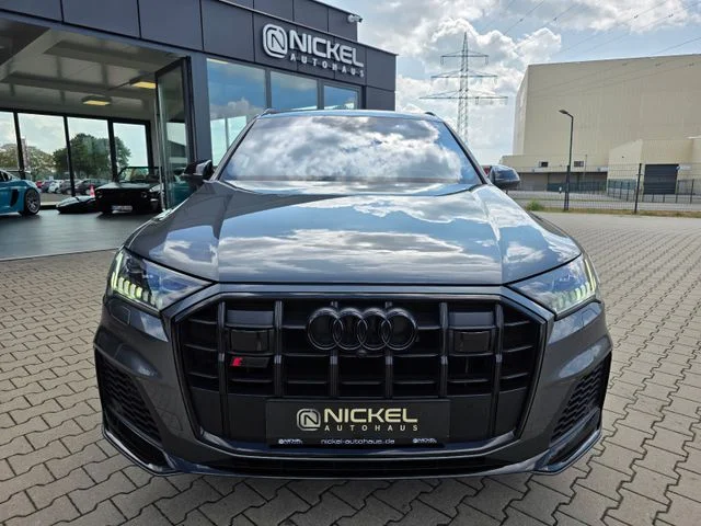 Audi SQ7 – 8