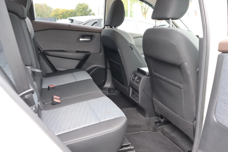 Nissan X-Trail – 22